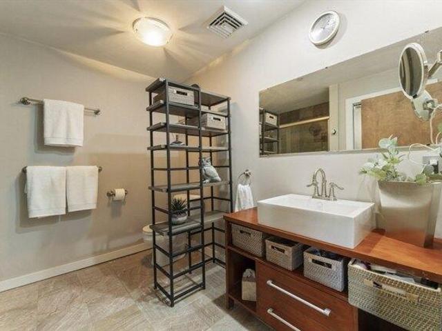 condo with 1 bedroom, Worcester MA ES105279082