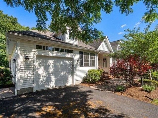 condo with 1 bedroom, Ashland MA ES104571111