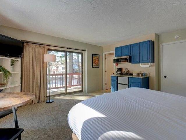 condo with 1 bedroom, Bartlett NH ES105400049
