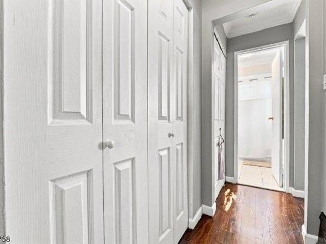 condo with 1 bedroom, Belleville NJ ES105496595