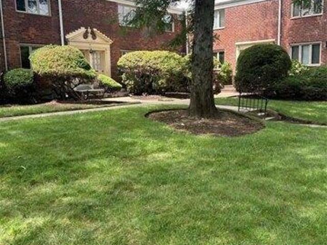 condo with 1 bedroom, Bergenfield NJ ES105579518
