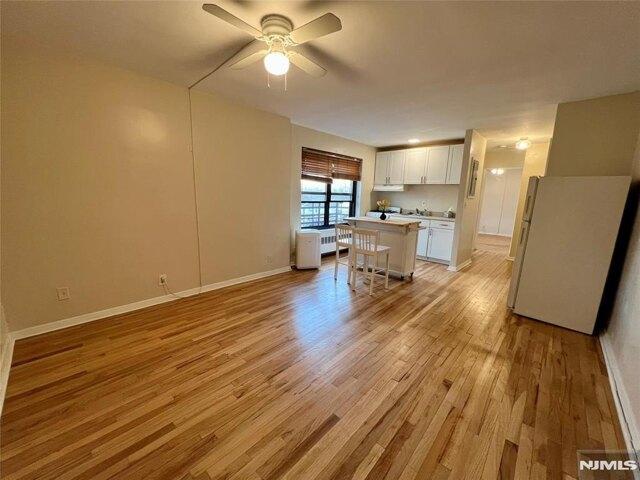 condo with 1 bedroom, Bergenfield NJ ES105535396