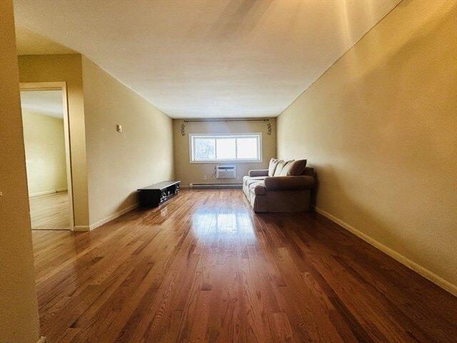 condo with 1 bedroom, Boston MA ES104153263