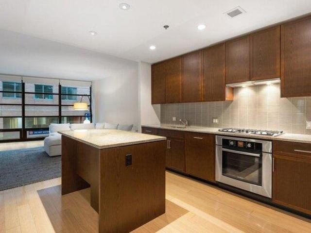 condo with 1 bedroom, Boston MA ES105609408