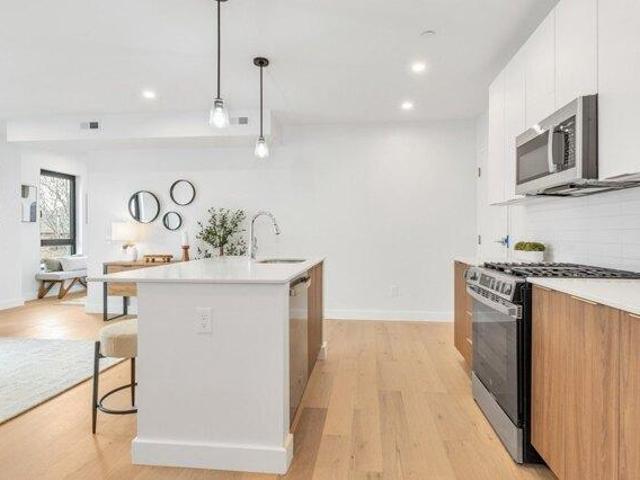 condo with 1 bedroom, Boston MA ES105612672