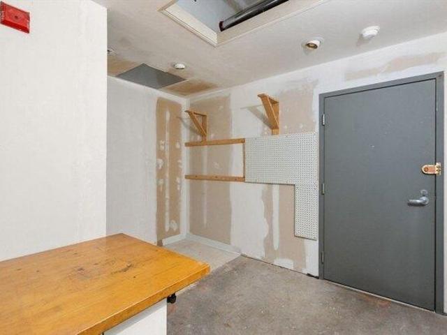 condo with 1 bedroom, Boston MA ES105612769