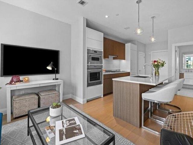 condo with 1 bedroom, Boston MA ES105614785