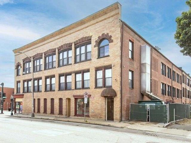 condo with 1 bedroom, Brockton MA ES105418211