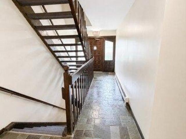 condo with 1 bedroom, Brookfield CT ES105477089
