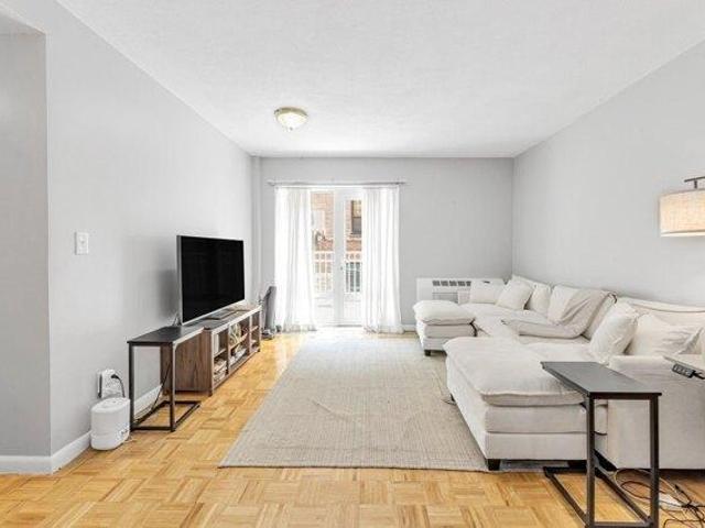 condo with 1 bedroom, Brookline MA ES105588990