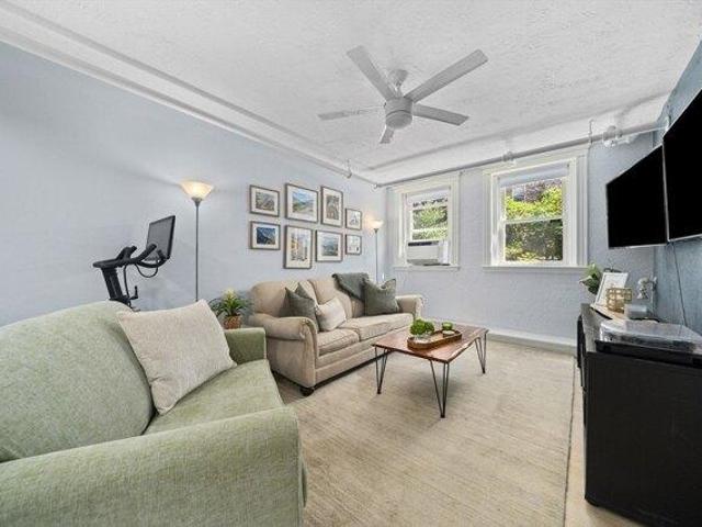 condo with 1 bedroom, Brookline MA ES105352731