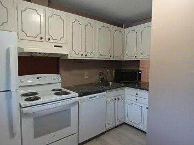 condo with 1 bedroom, Brattleboro VT ES105630790