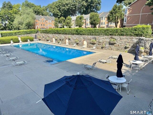 condo with 1 bedroom, Bridgeport CT ES105475008