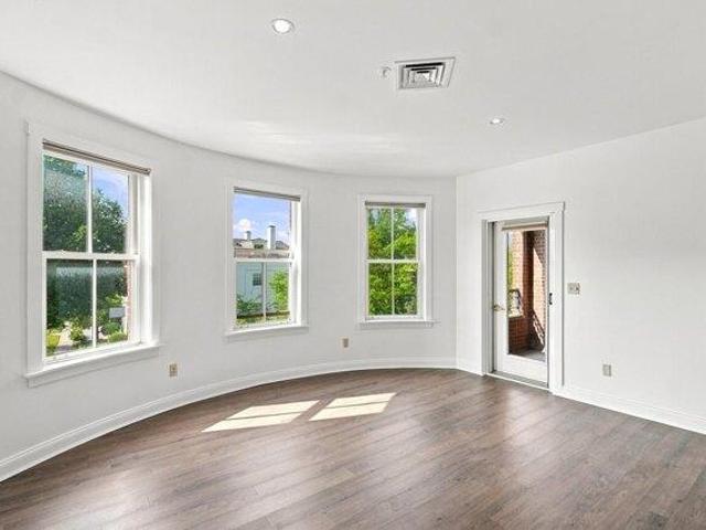 condo with 1 bedroom, Burlington VT ES105287852
