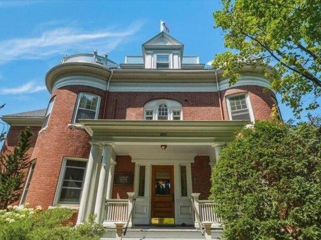 condo with 1 bedroom, Burlington VT ES105494977
