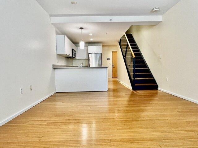 condo with 1 bedroom, Cambridge MA ES105496960