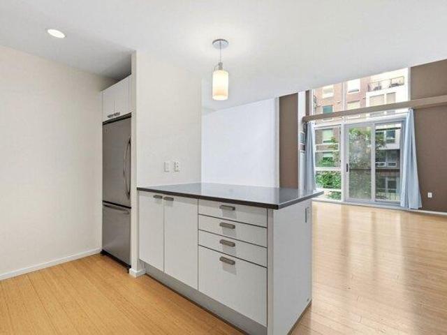 condo with 1 bedroom, Cambridge MA ES105340793