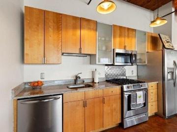 condo with 1 bedroom, Chelsea MA DS103437976