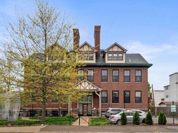 condo with 1 bedroom, Chelsea MA DS103431564