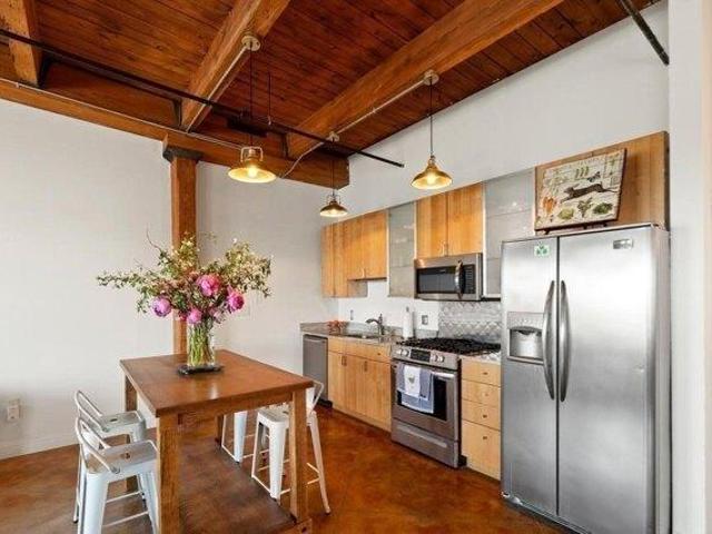 condo with 1 bedroom, Chelsea MA ES105419014