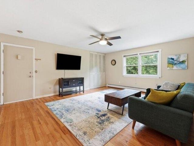 condo with 1 bedroom, Chicopee MA ES105589379