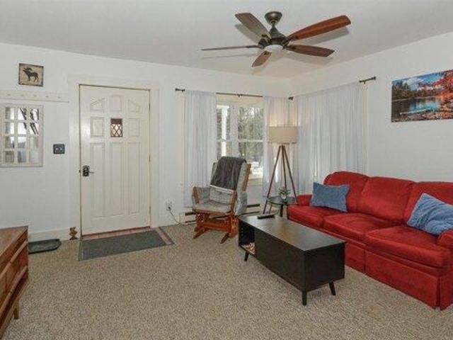 condo with 1 bedroom, Conway NH ES105532907