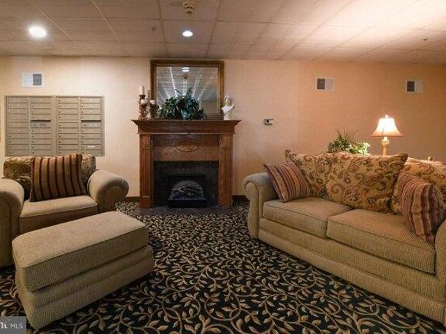 condo with 1 bedroom, Clayton NJ ES105279470