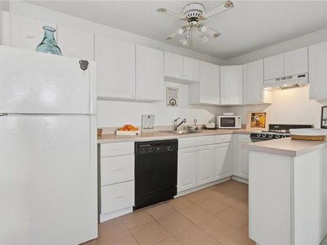 condo with 1 bedroom, Cranston RI ES105649081
