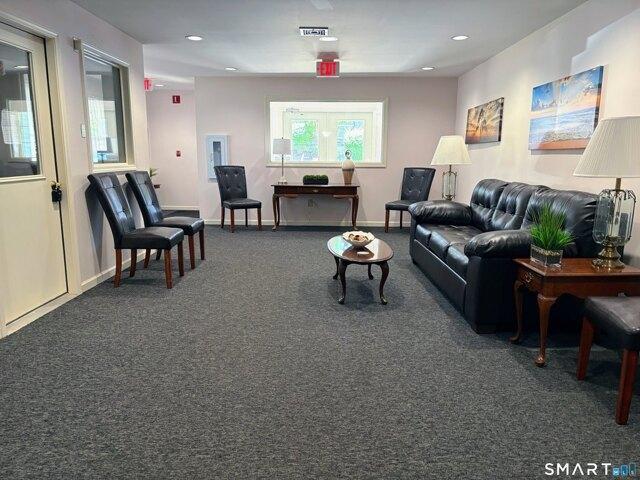 condo with 1 bedroom, Danbury CT ES105587859