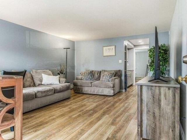 condo with 1 bedroom, Dover NH ES105442406