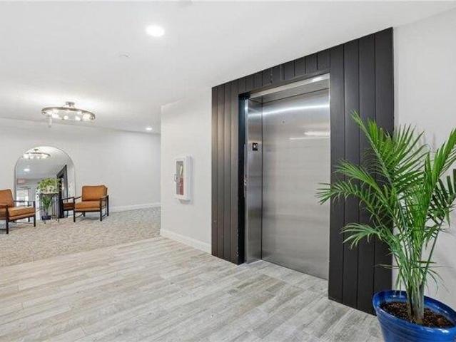 condo with 1 bedroom, East Greenwich RI ES105682140