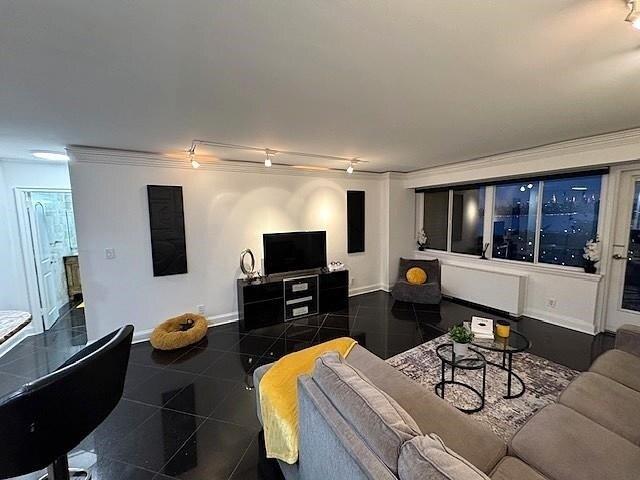 condo with 1 bedroom, Edgewater NJ ES105590646
