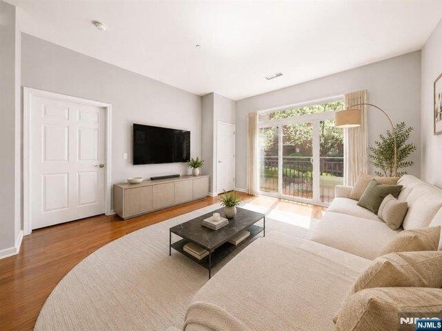 condo with 1 bedroom, Englewood NJ ES105560657