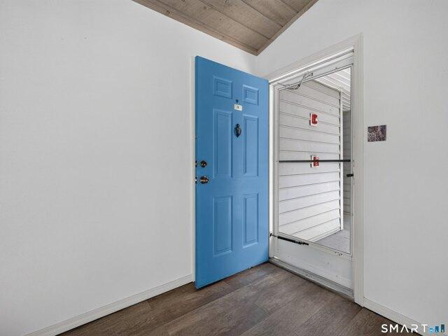 condo with 1 bedroom, Groton CT ES104905057