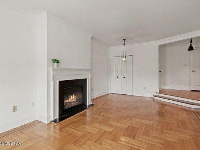 condo with 1 bedroom, Greenwich CT ES105549145