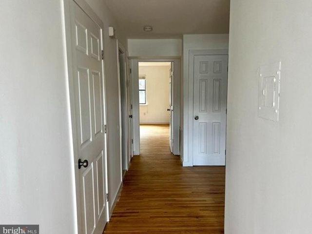 condo with 1 bedroom, Hamilton NJ ES105276761