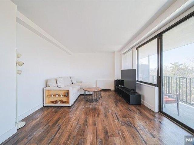 condo with 1 bedroom, Hackensack NJ ES105317396