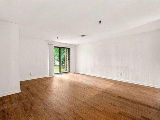 condo with 1 bedroom, Haverhill MA ES104479220