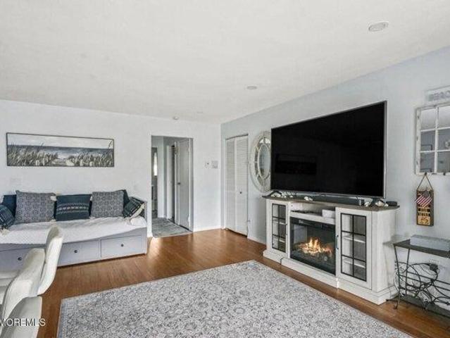 condo with 1 bedroom, Highlands NJ ES105767958