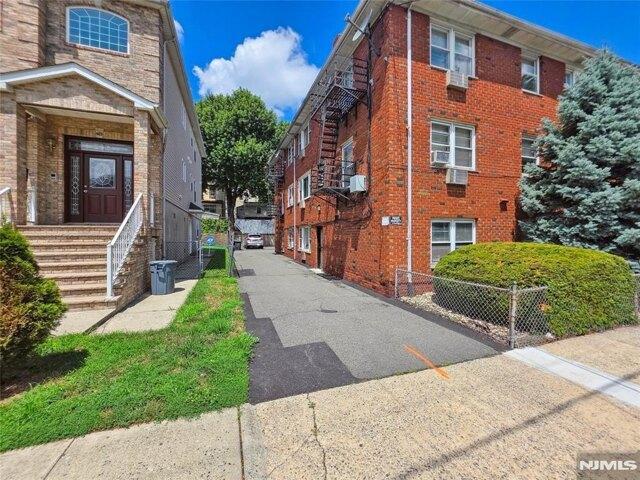 condo with 1 bedroom, Kearny NJ ES105441520
