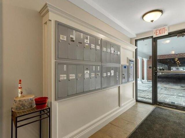 condo with 1 bedroom, Laconia NH ES105317593