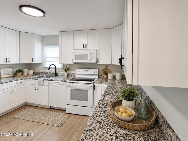 condo with 1 bedroom, Lakewood NJ ES105278158