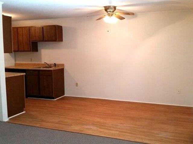 condo with 1 bedroom, Lebanon NH ES104608374