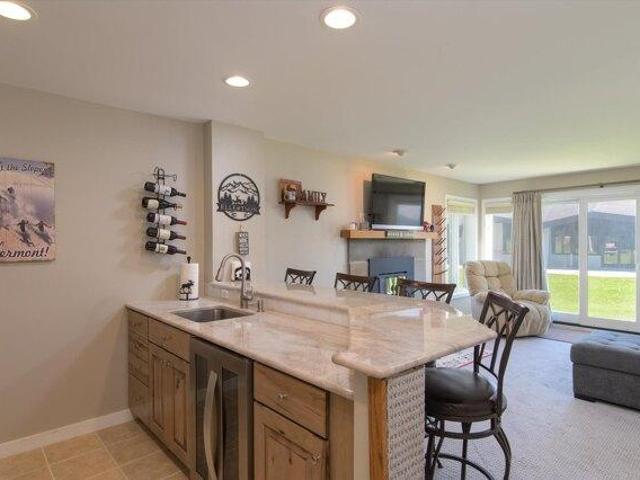 condo with 1 bedroom, Ludlow VT ES104849965