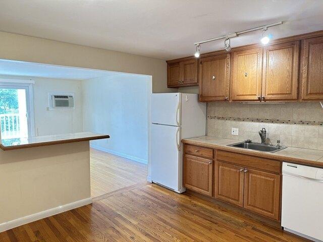 condo with 1 bedroom, Lynn MA ES105496514