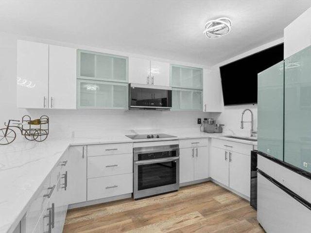 condo with 1 bedroom, Lynn MA ES105630401