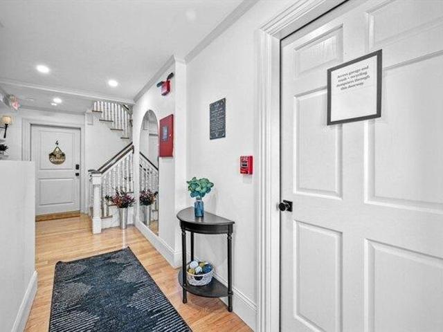 condo with 1 bedroom, m MA ES105424489