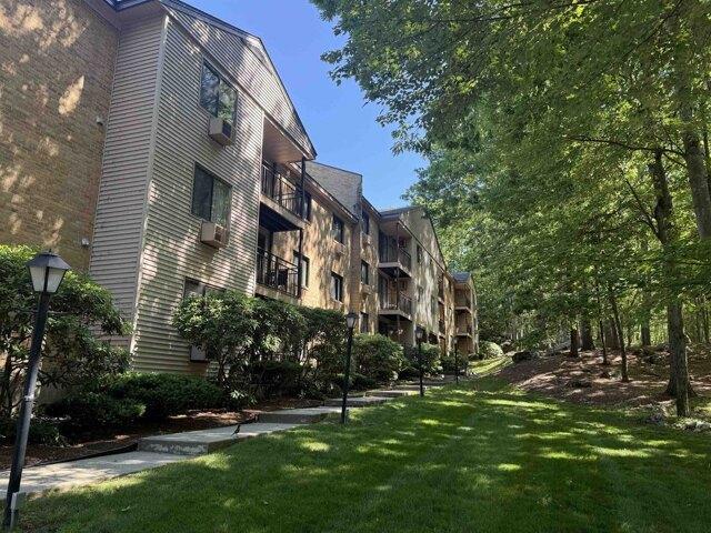 condo with 1 bedroom, Manchester NH ES105384206