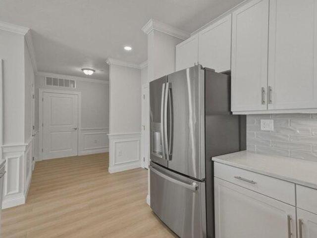 condo with 1 bedroom, Medford MA ES105496574