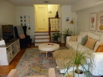 condo with 1 bedroom, Montclair NJ ES103189367